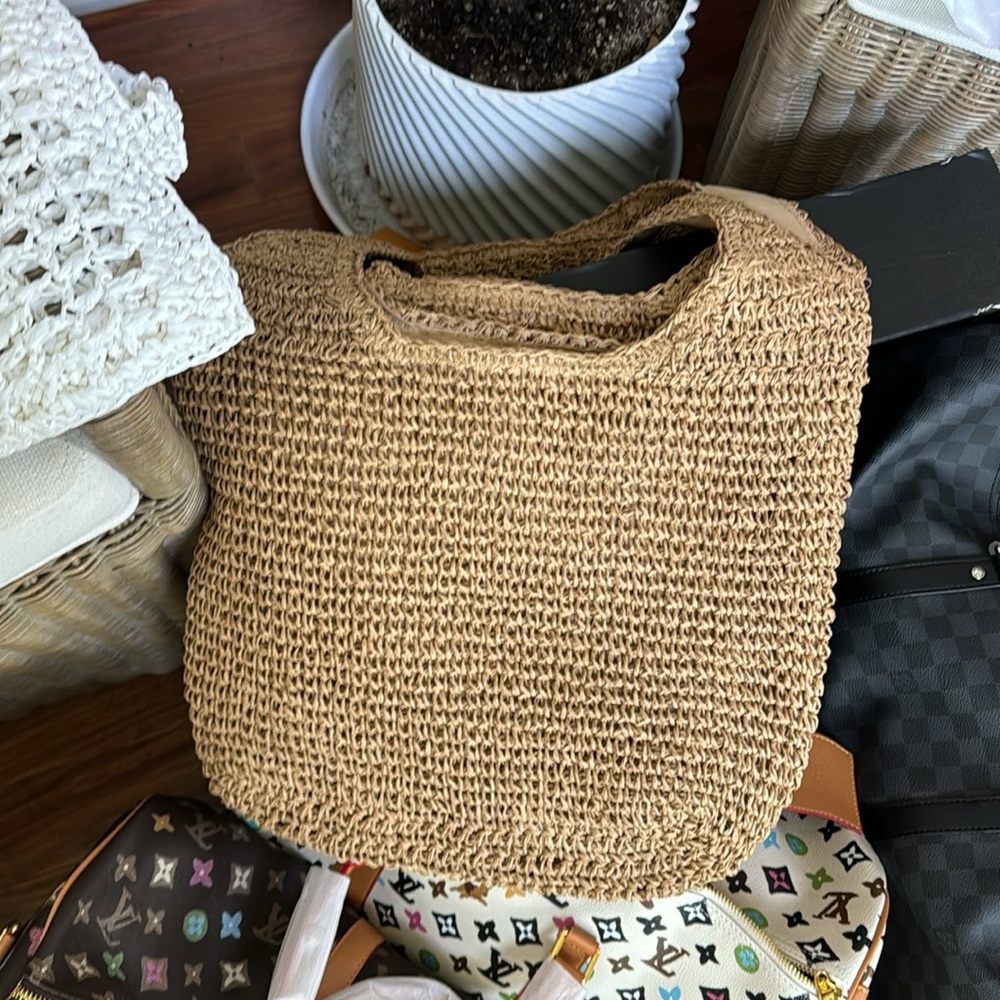 Rattan beach bag